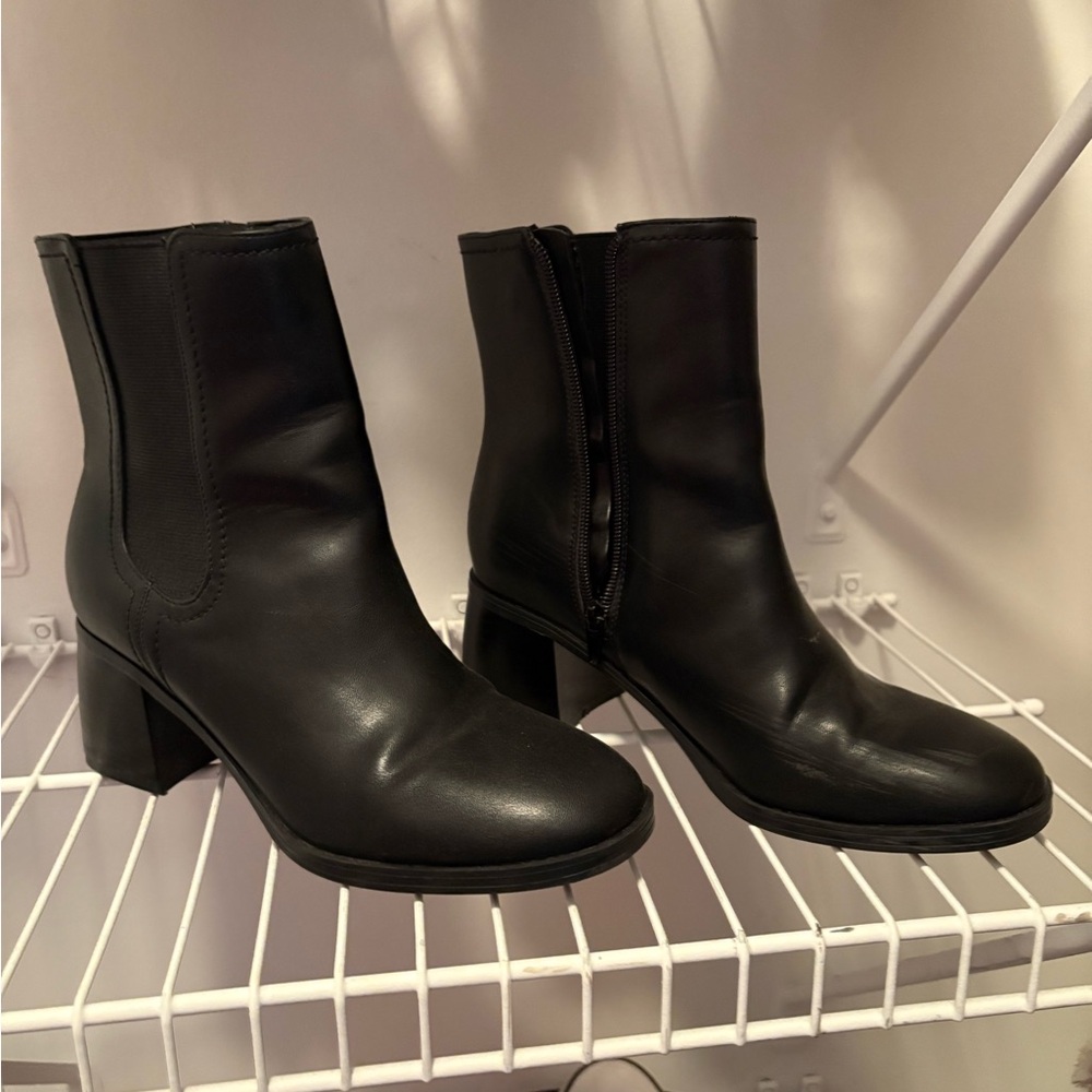 Black Heeled Boots with Chunky Block Heel